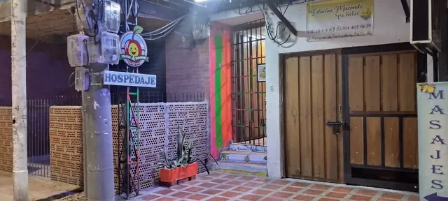 4 Manzanas: hotel, lavandería y guarda equipaje