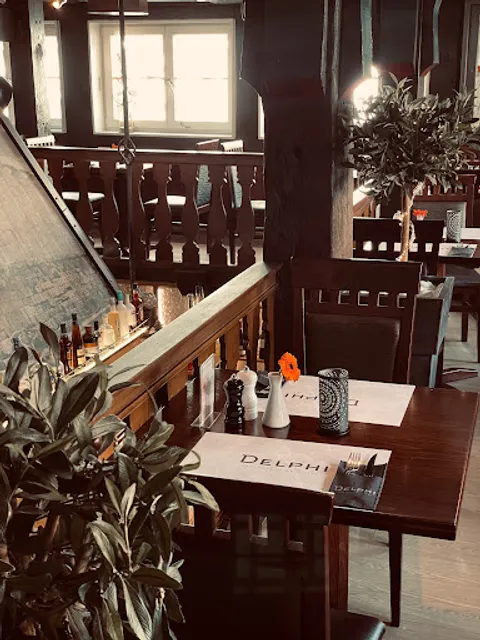 Restaurant Delphi Warburg
