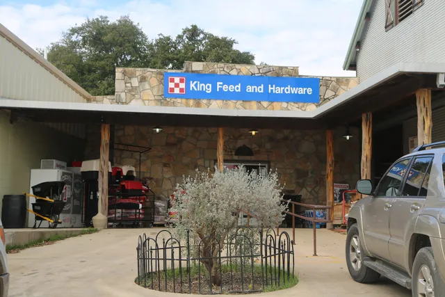 King Feed and Hardware