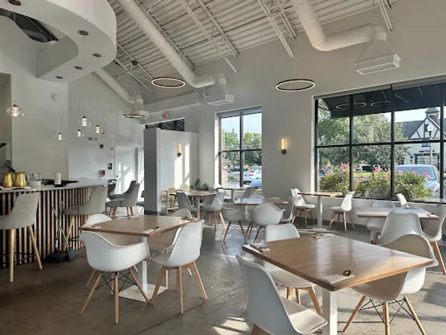 Seasoning Thai Bistro Elmwood, Rochester NY