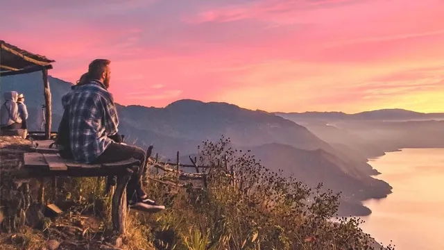 ROSTRO MAYA - The Nose of the Mayan Face