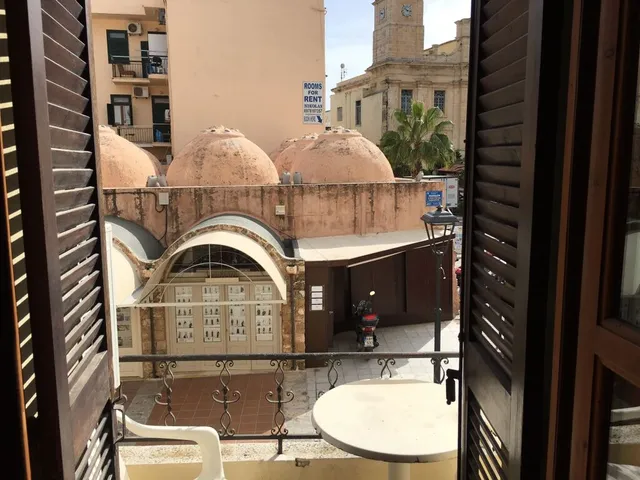 Stelios Rooms to Rent