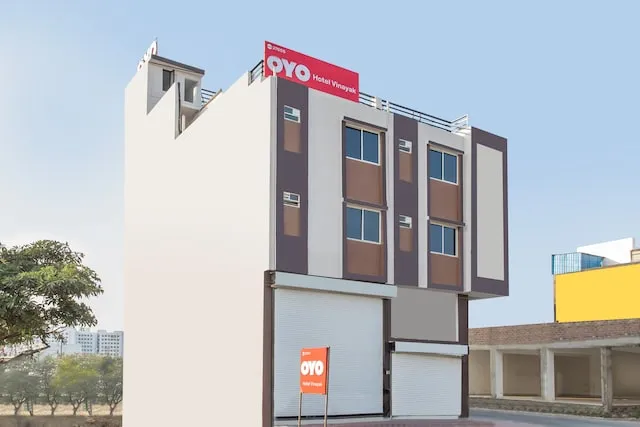OYO 27655 Hotel Vinayak