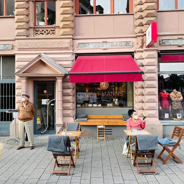 KAUFMANNS Kaffeerösterei und Konfitüren Paul