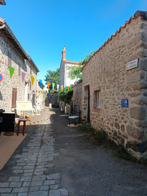 L'atelier PauNeuve Peintre sur meubles et objets