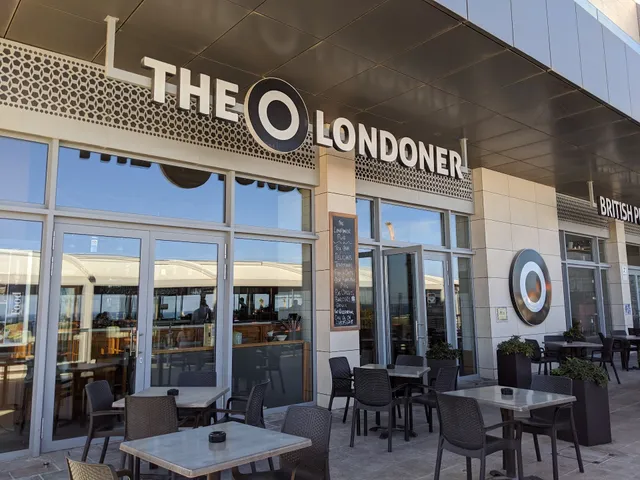 The Londoner Pub Smart City