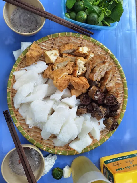 Quán bún đậu mắm tôm