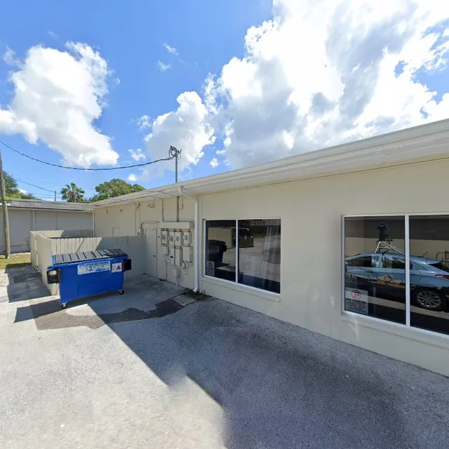 Reggae’s Jamaican Grill