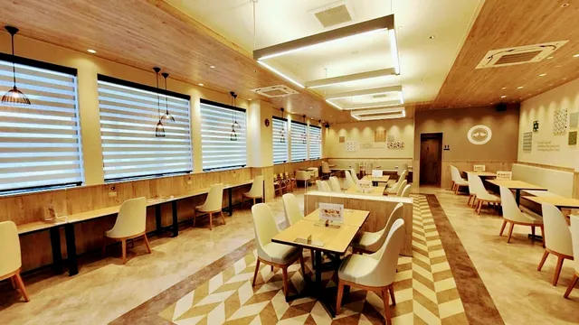 Local Dining STORY'S