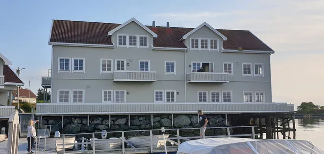 Hopen Brygge Hotel