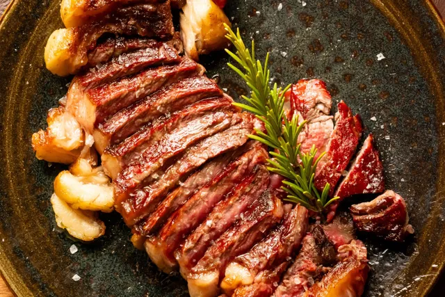 MERAGRIGLIA | carne e cucina