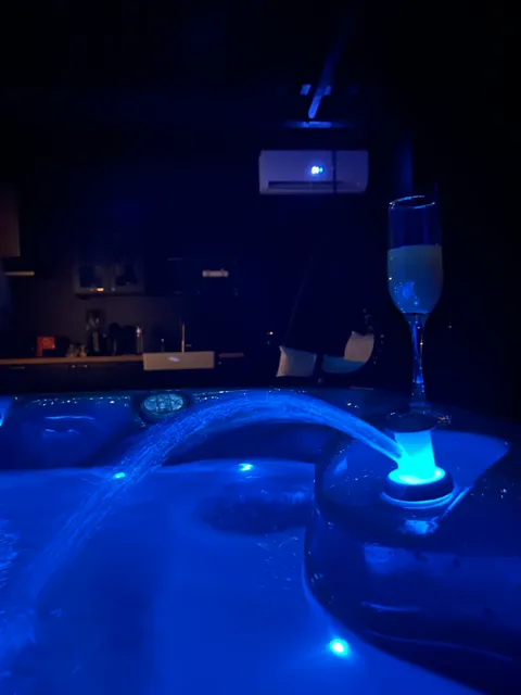 La Suite Etoilée - Love Room Vendée - Jacuzzi