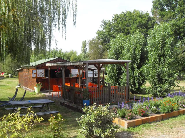Camping Le Bonheur est dans le Pré