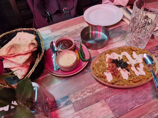 Sam's Chicken Harrow Road