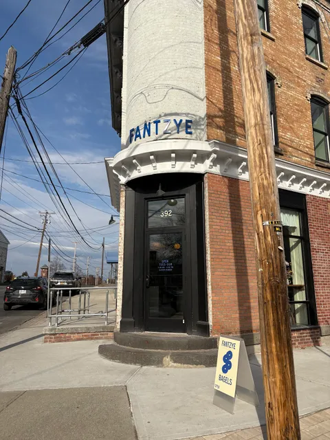 Fantzye Bagels