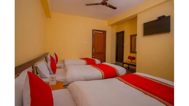 OYO 287 Hotel Buddha Palace