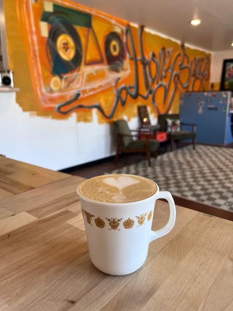 Honey Bunny’s Cafe