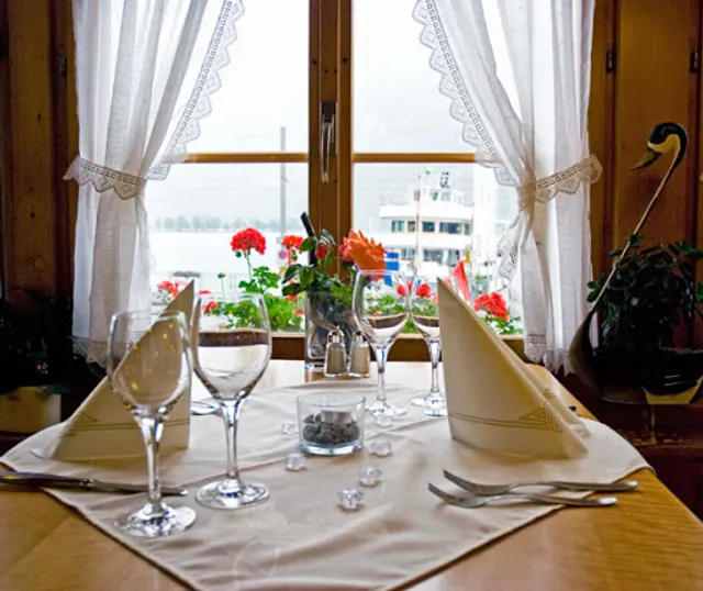 Hotel Restaurant Weisses Kreuz