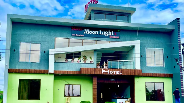 Hotel Moonlight