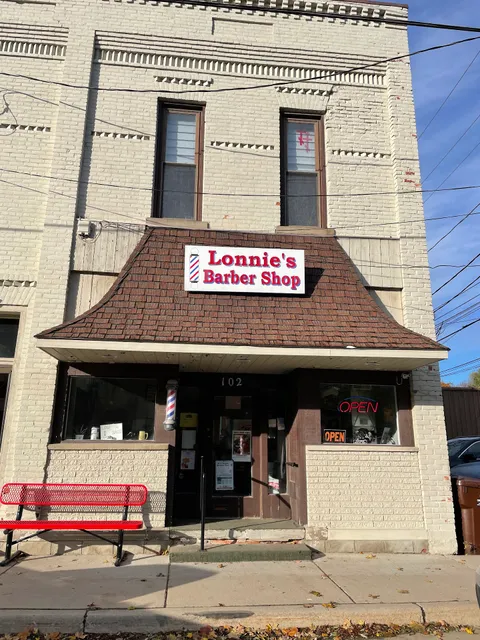 Lon and Dan's Barber Shop