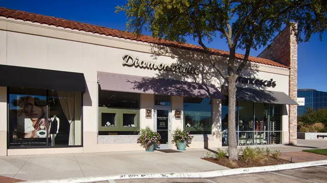 Diamontrigue of Dallas