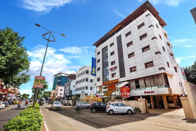 FabHotel Regal Inn - Hotel in Pimpri-Chinchwad, Pune