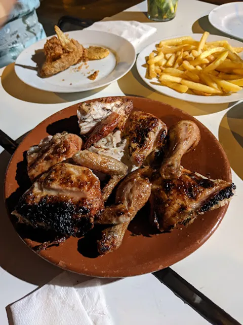 Santa brasa Asador de pollos