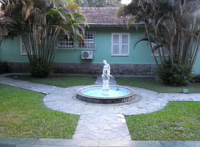 Riverside Park Hotel