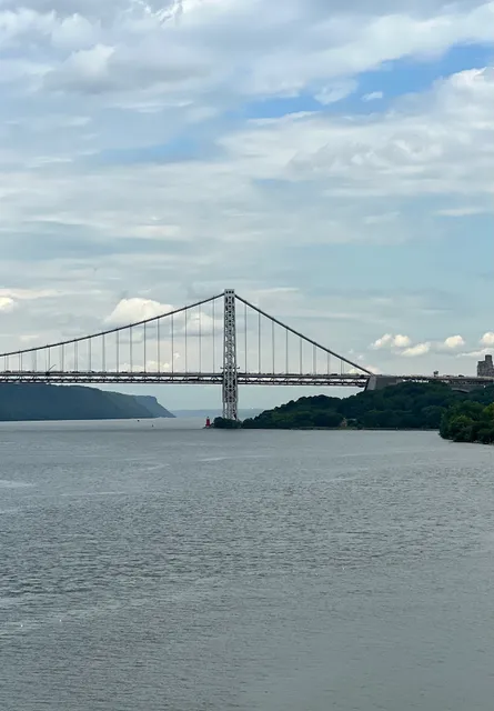 Amphitheater (Riverbank State Park)