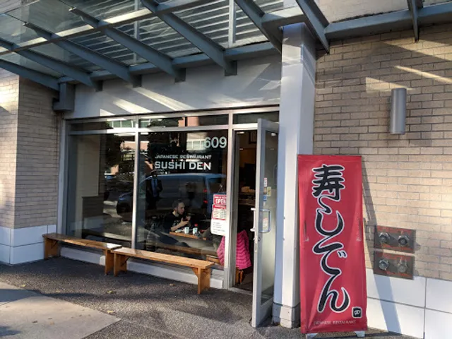 Sushi Den