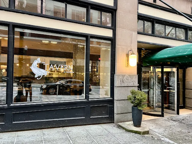 The Tavern at Heathman