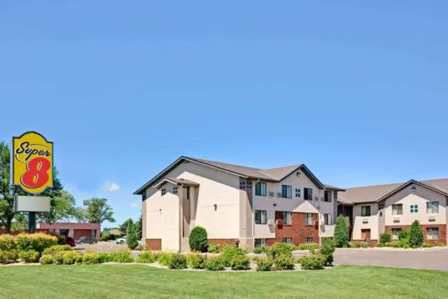 Super 8 by Wyndham Aberdeen East