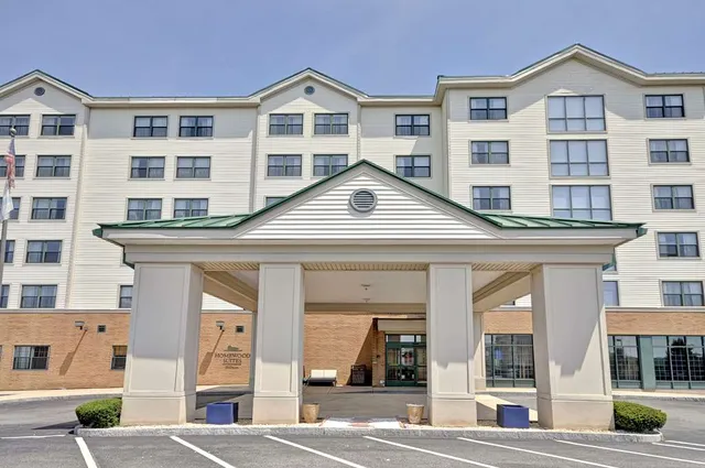 Homewood Suites by Hilton Boston-Peabody
