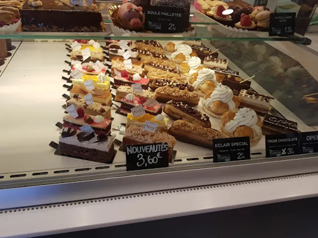 La Fontaine Des Pains