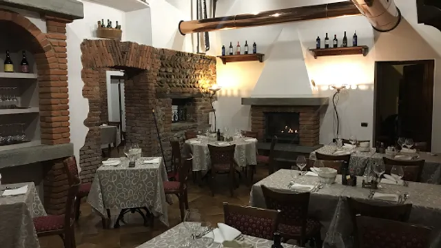 Osteria Degli Artisti-Lonate Pozzolo