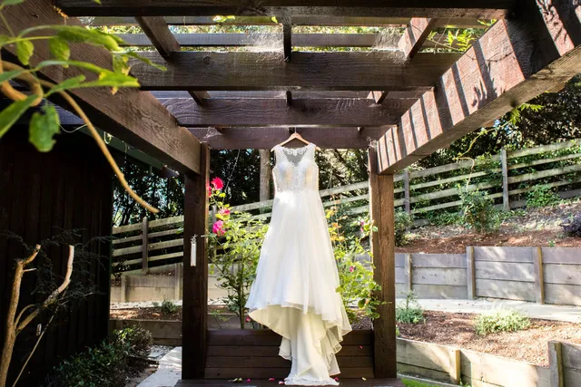 Jeannie's Alterations and Design Studio