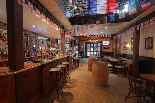 HMS Victory, English Pub Bordeaux