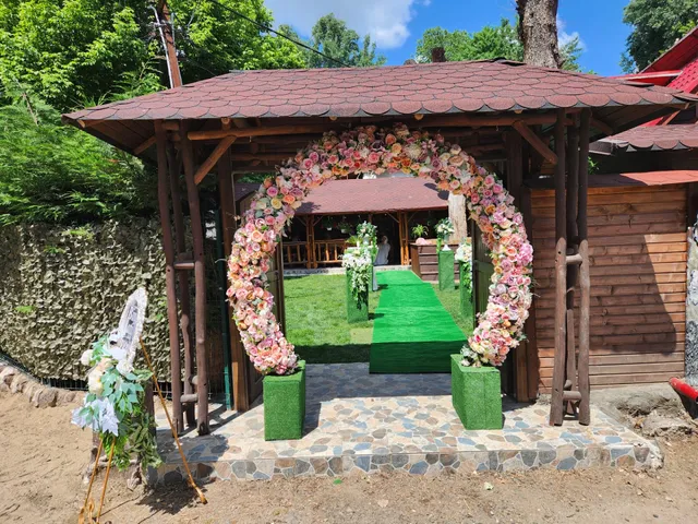 Refugiul Rustic - Ciubar cu jacuzzi Arad