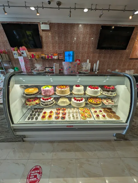 Pierre's Bakery West