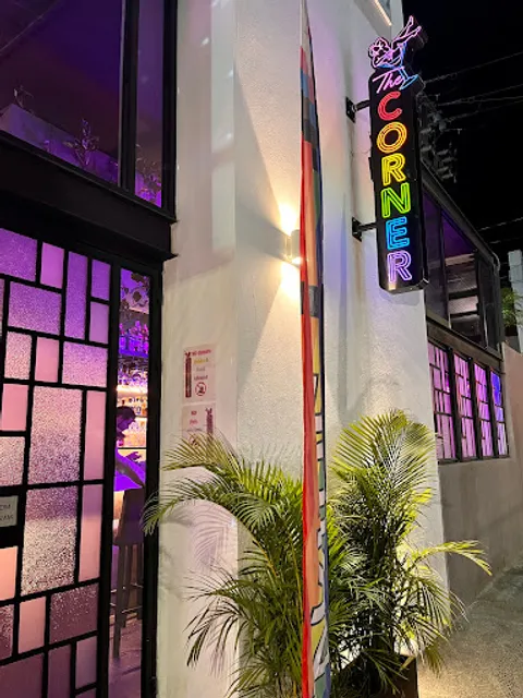 THE CORNER BAR