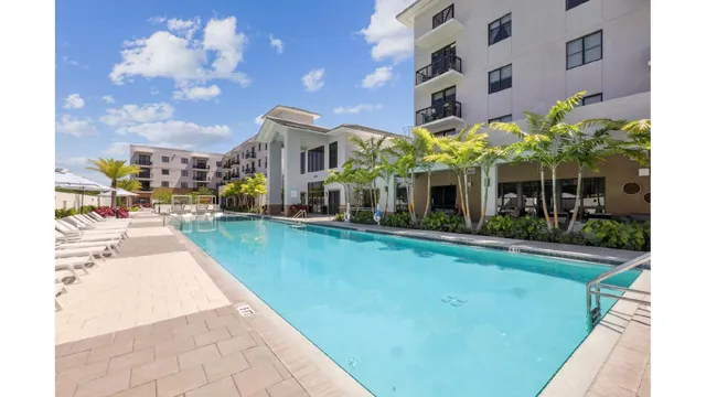 Westgate on University