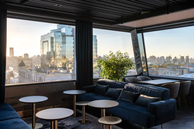 11 Mirrors Restaurant & Bar by FACE the Service