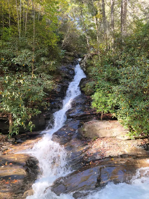 Dukes Creek Falls
