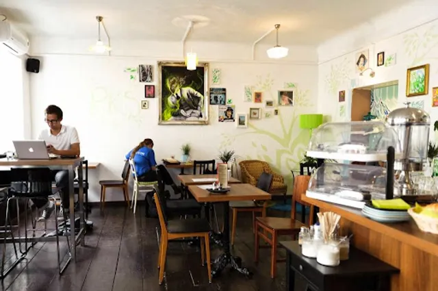 PARKS Bio Fairtrade Coffee & Shop