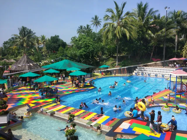The Jhon's Aquatic Park & Resort