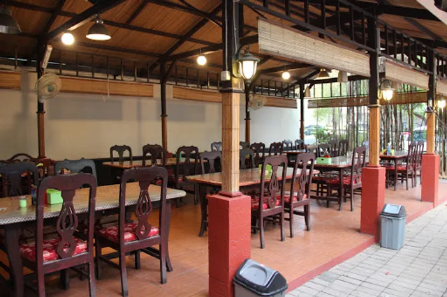 Kampoeng Bamboe Restoran