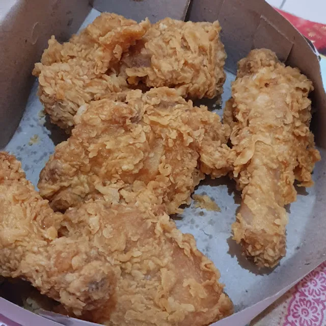 Ma'e Fried Chicken
