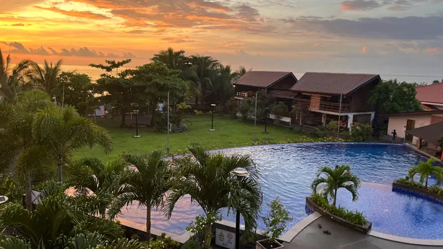 VistaPaloma Beach Resort