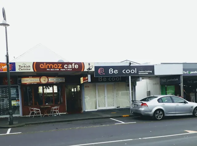 Almaz Cafe