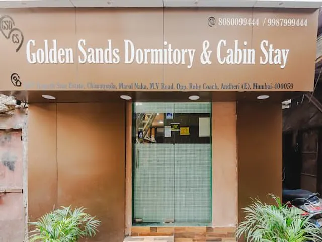 Golden Sands Dormitory & Cabin Stay Near Mumbai International Airport